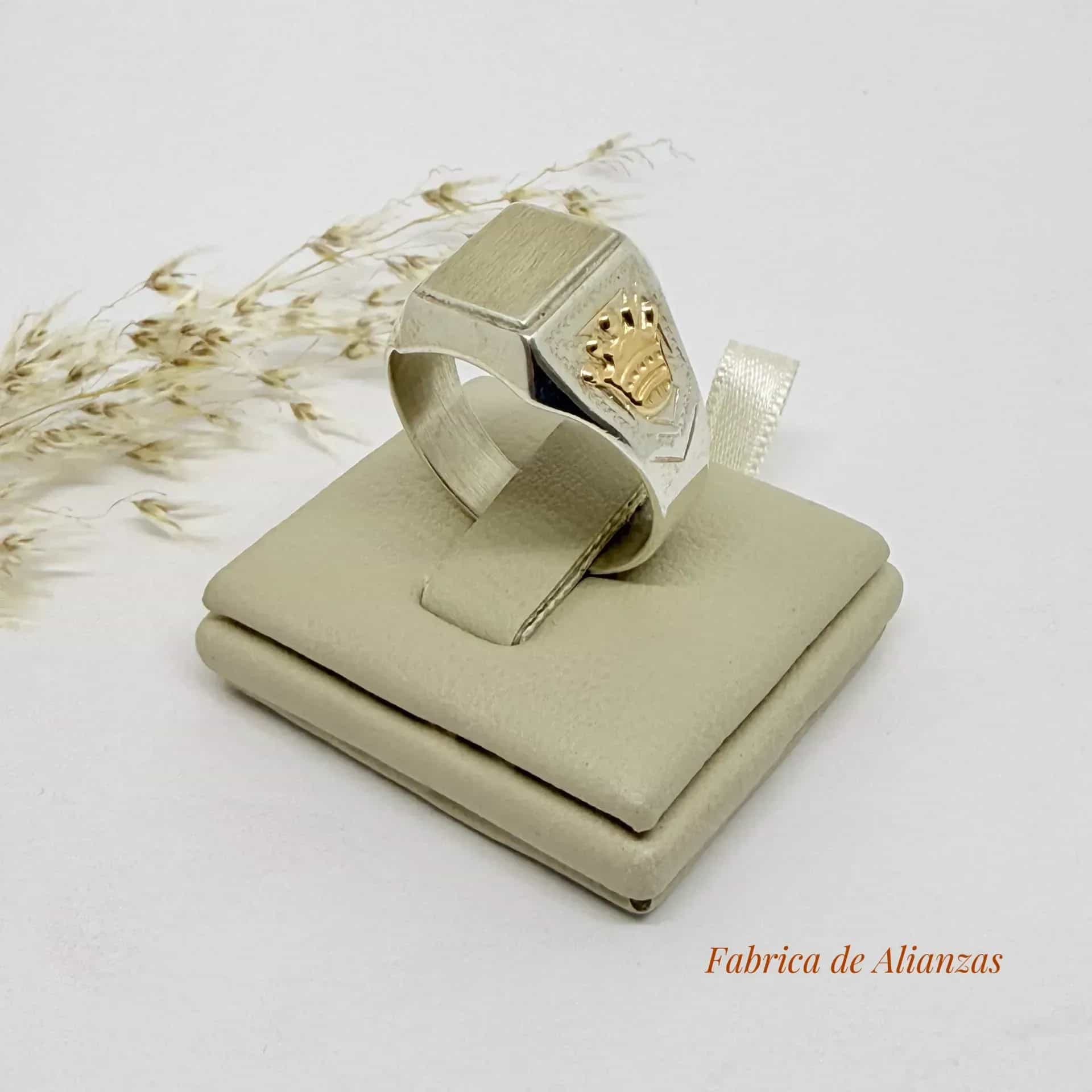 Anillo Sello Rectangular de 10 por 8 milímetros