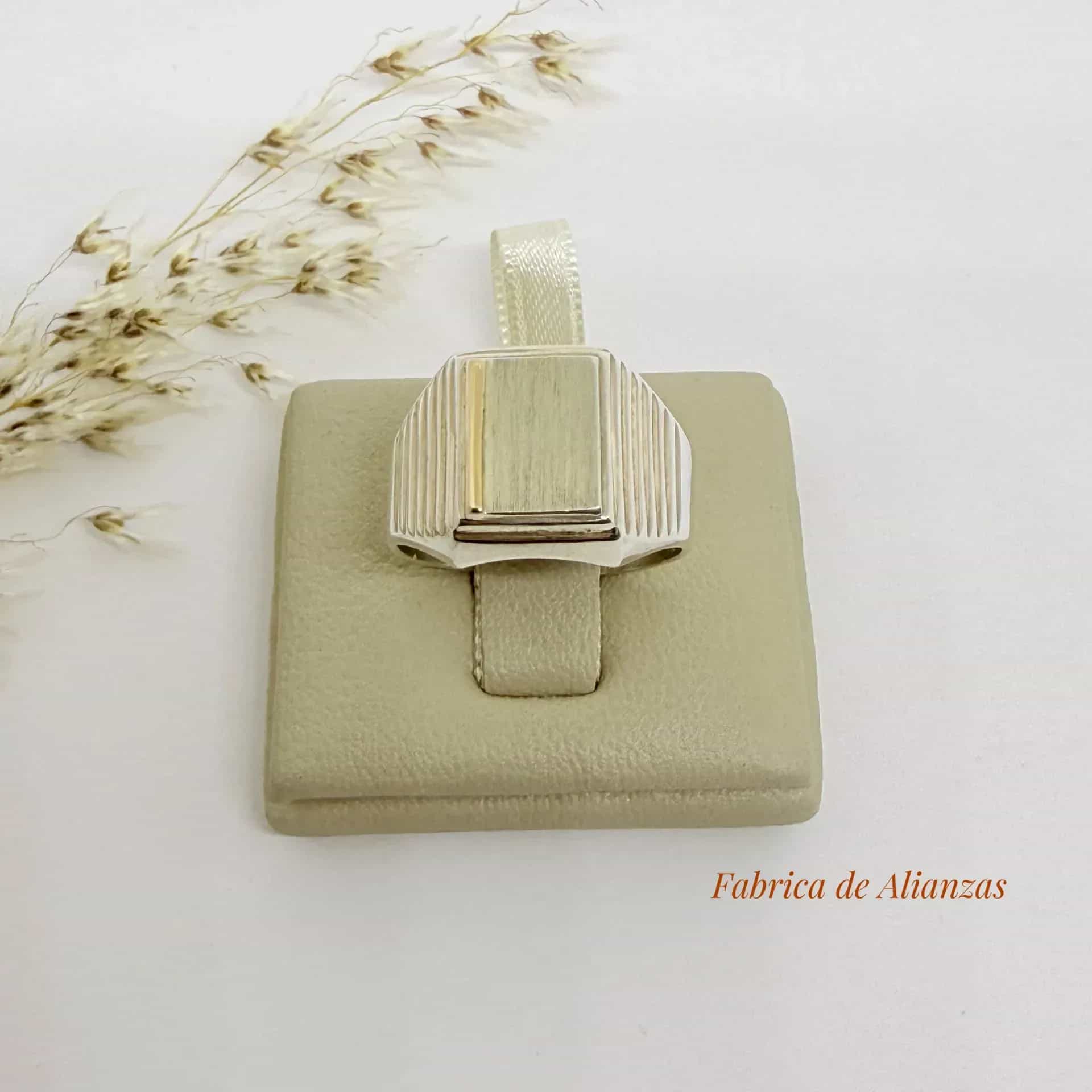 Anillo Sello Rectangular 10 por 8 milímetros