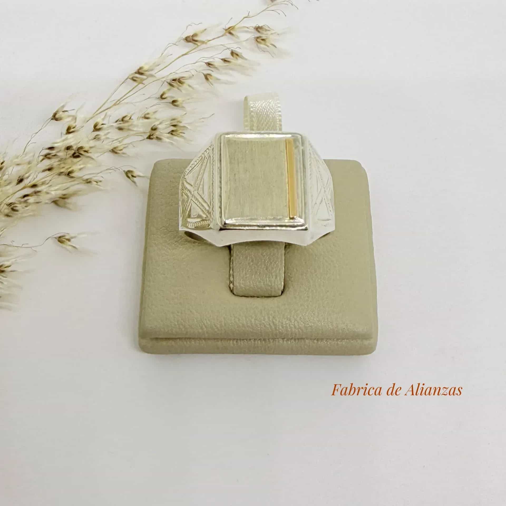 Anillo Sello Rectangular 13 por 11 milímetros