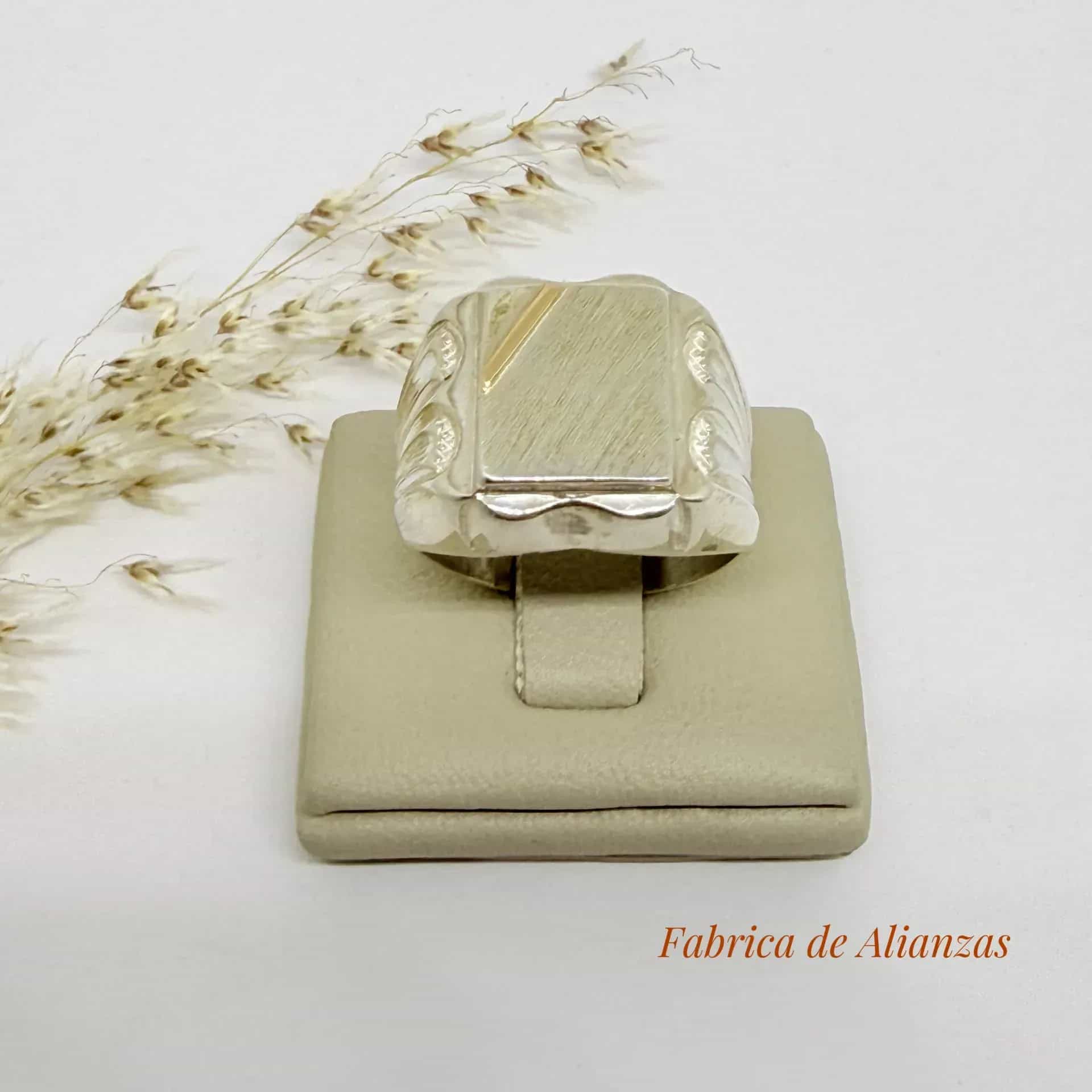 Anillo Sello Rectangular 13 por 11 milímetros