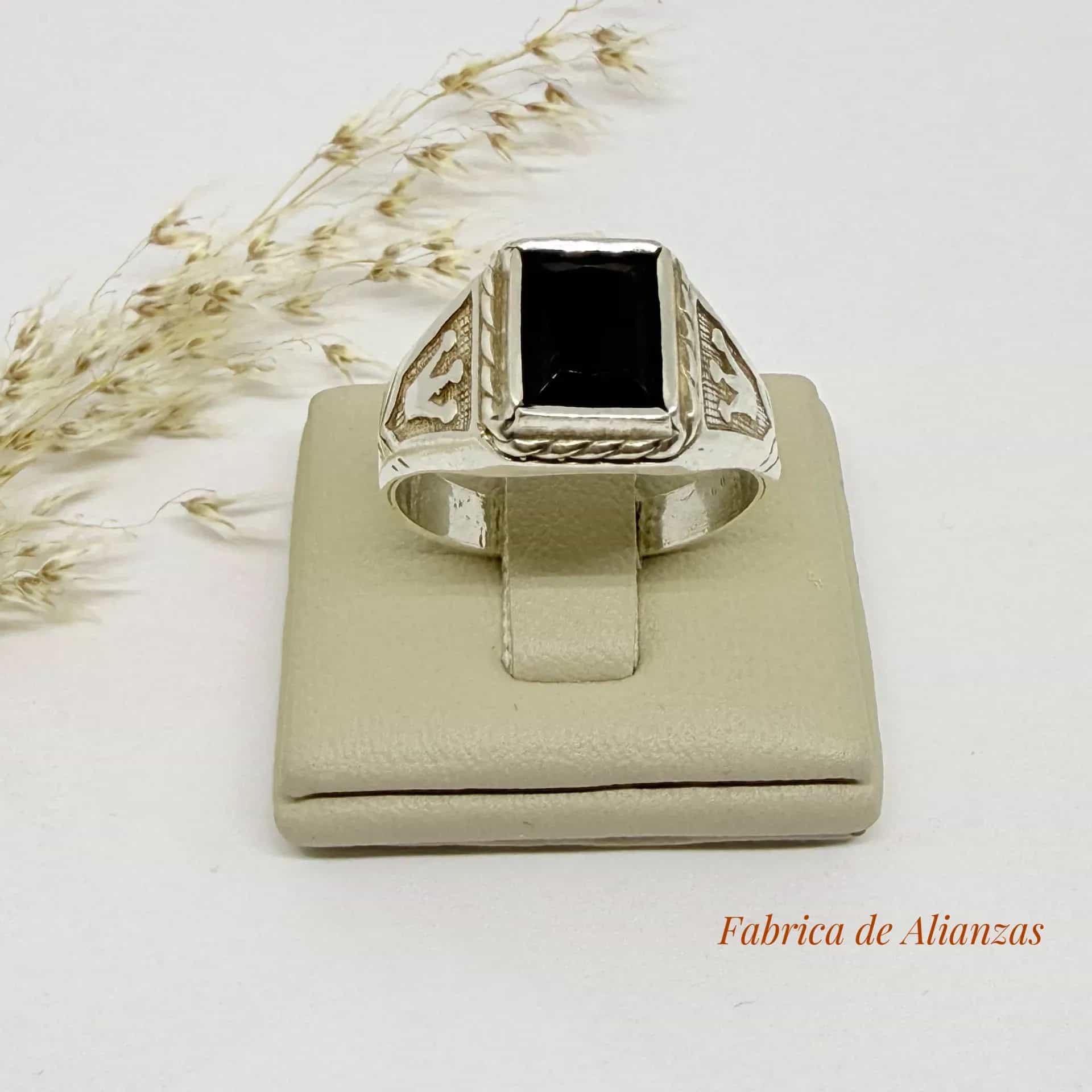 Anillo Sello Piedra Negra
