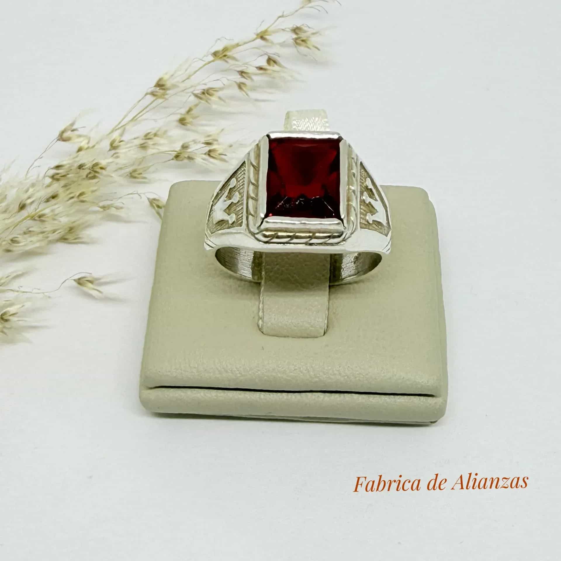 Anillo Sello Piedra Roja