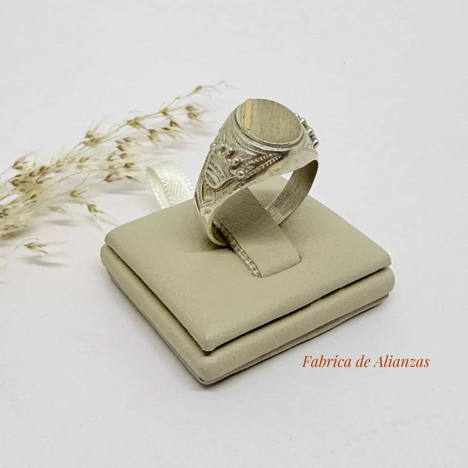 Anillo Sello Oval 11 por 8 milímetros