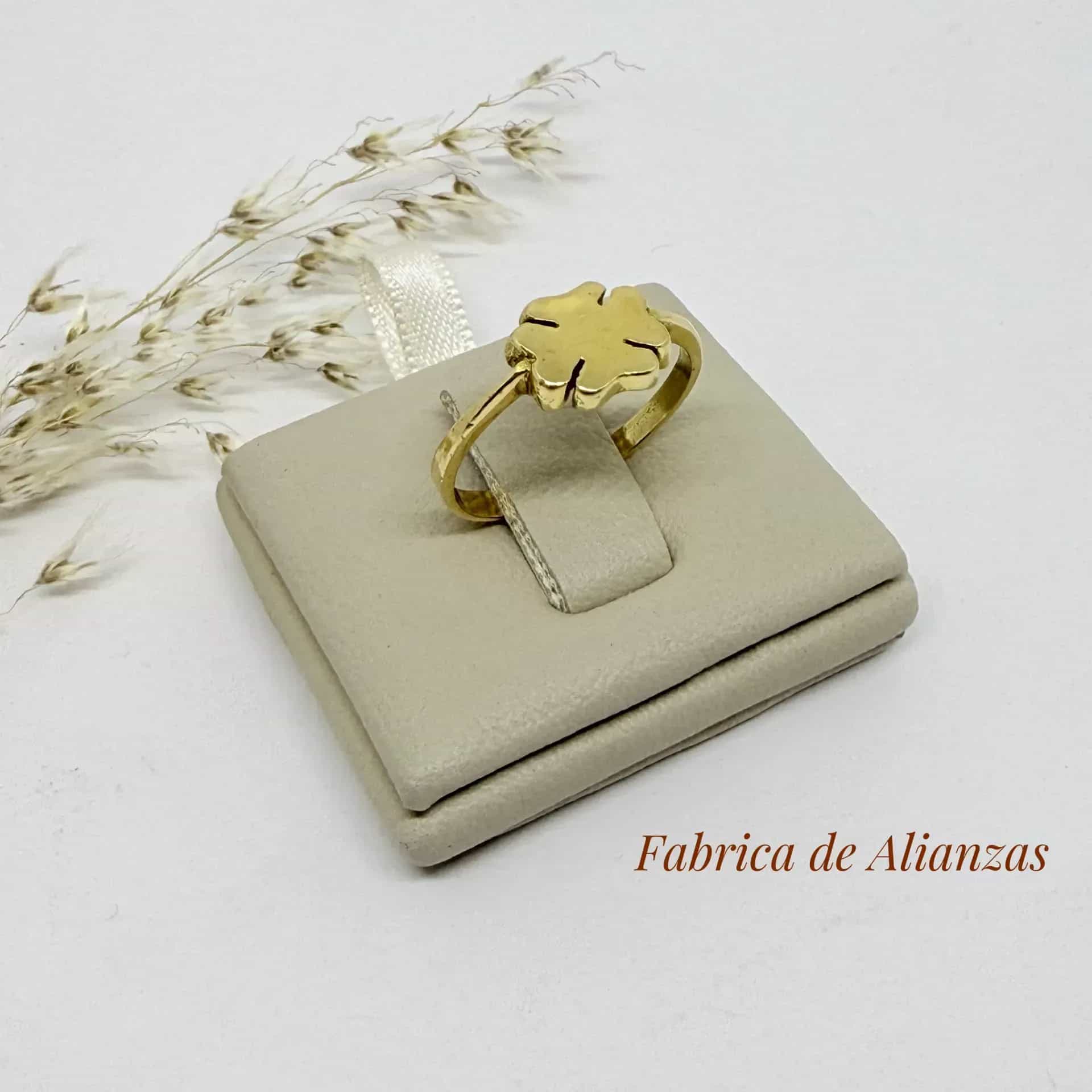 Anillo Trébol Cuatro Hojas