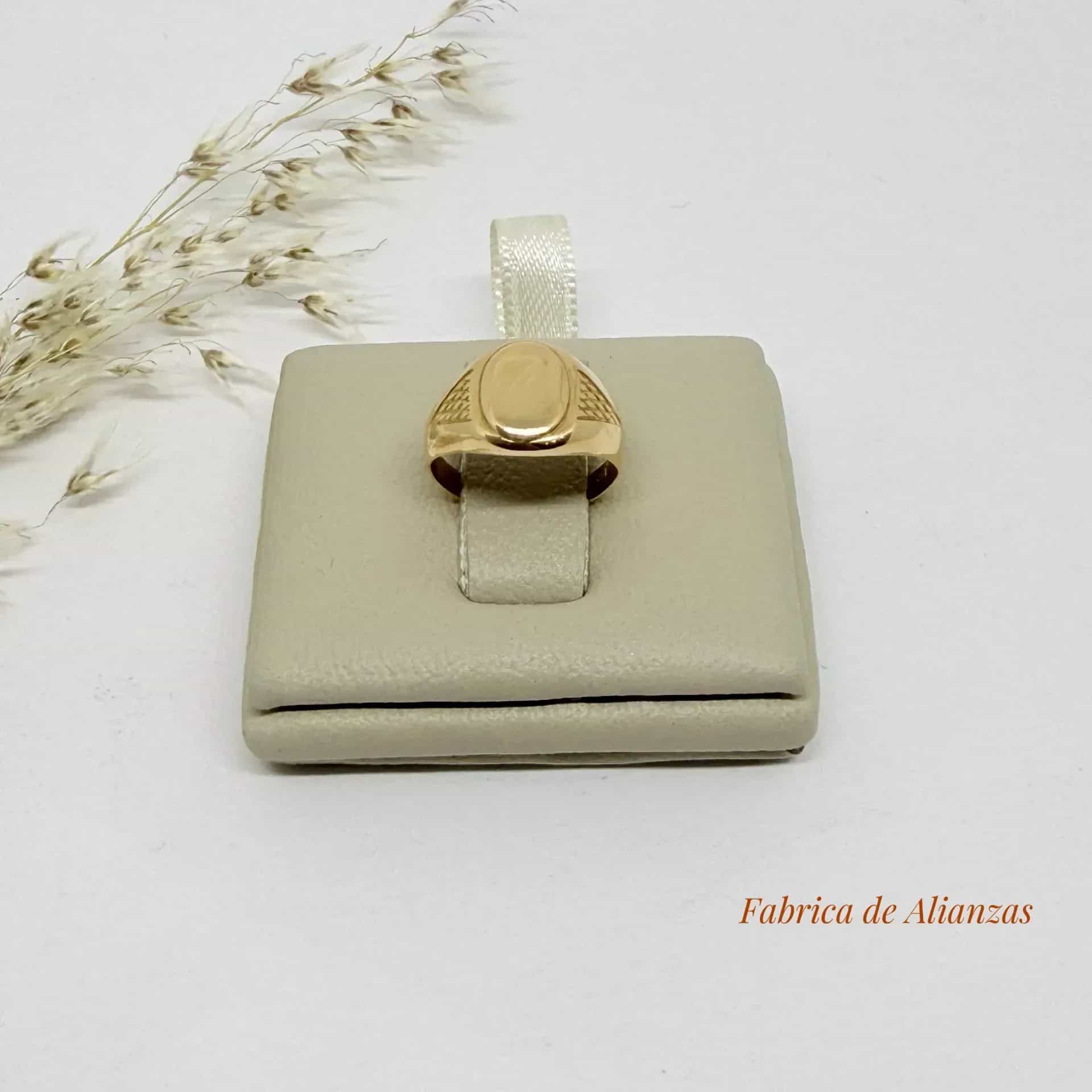 Anillo Sello Oval Bebé