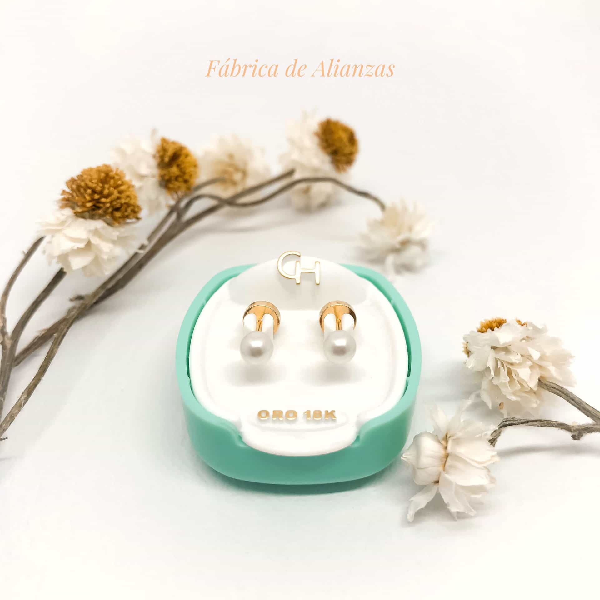 Aro Abridor Perla Chica Símil 4 mm