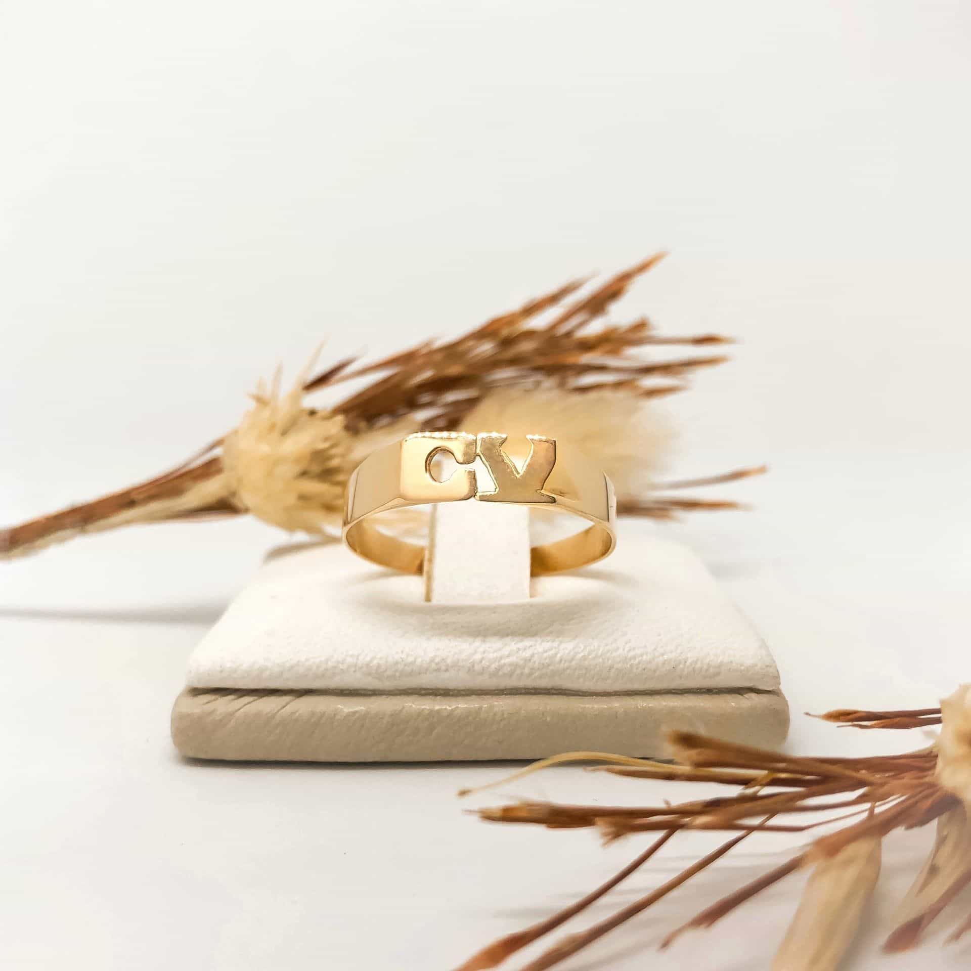 Anillo Doble Letra 2 Grs