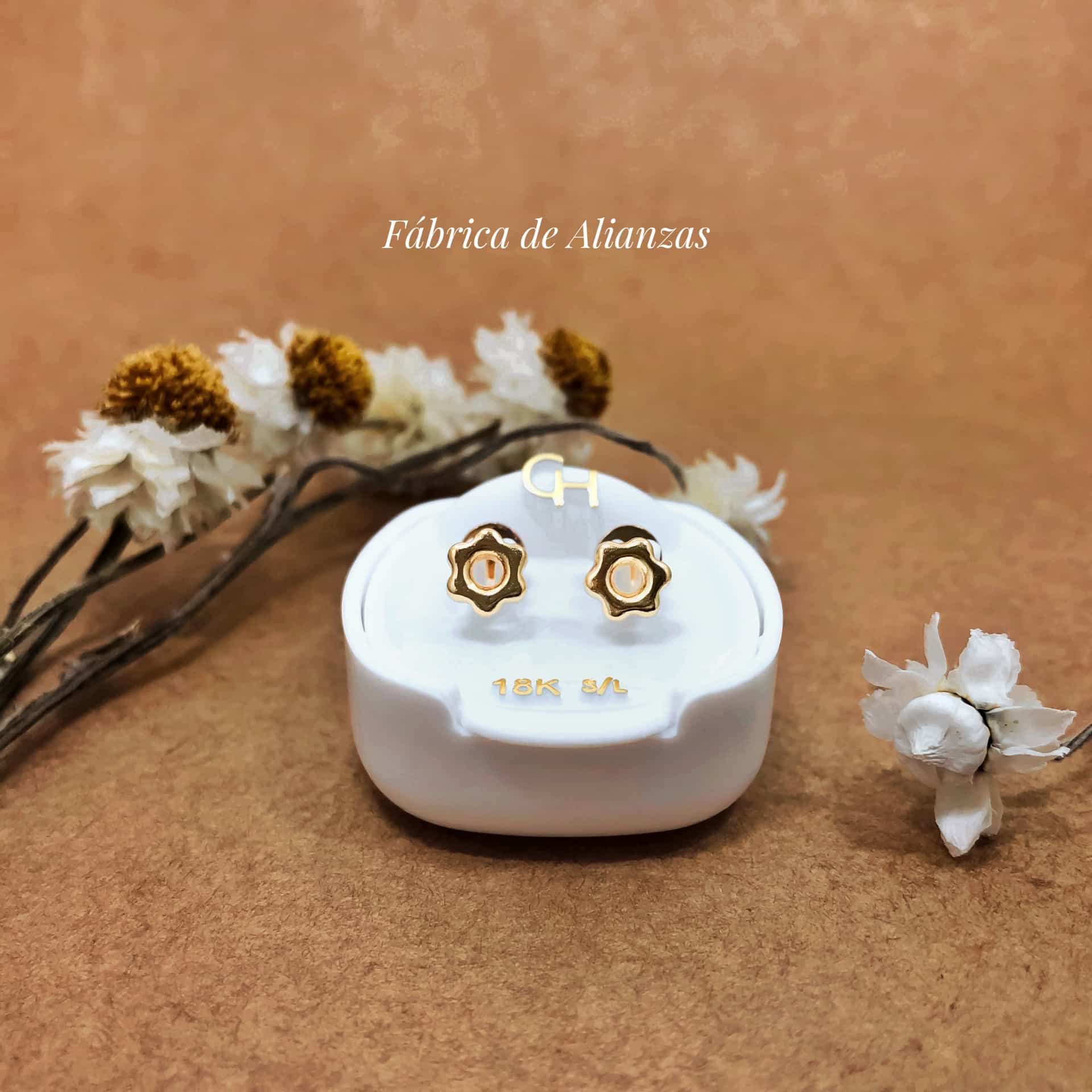 Aro Abridor Flor Hueca con Cuerpo