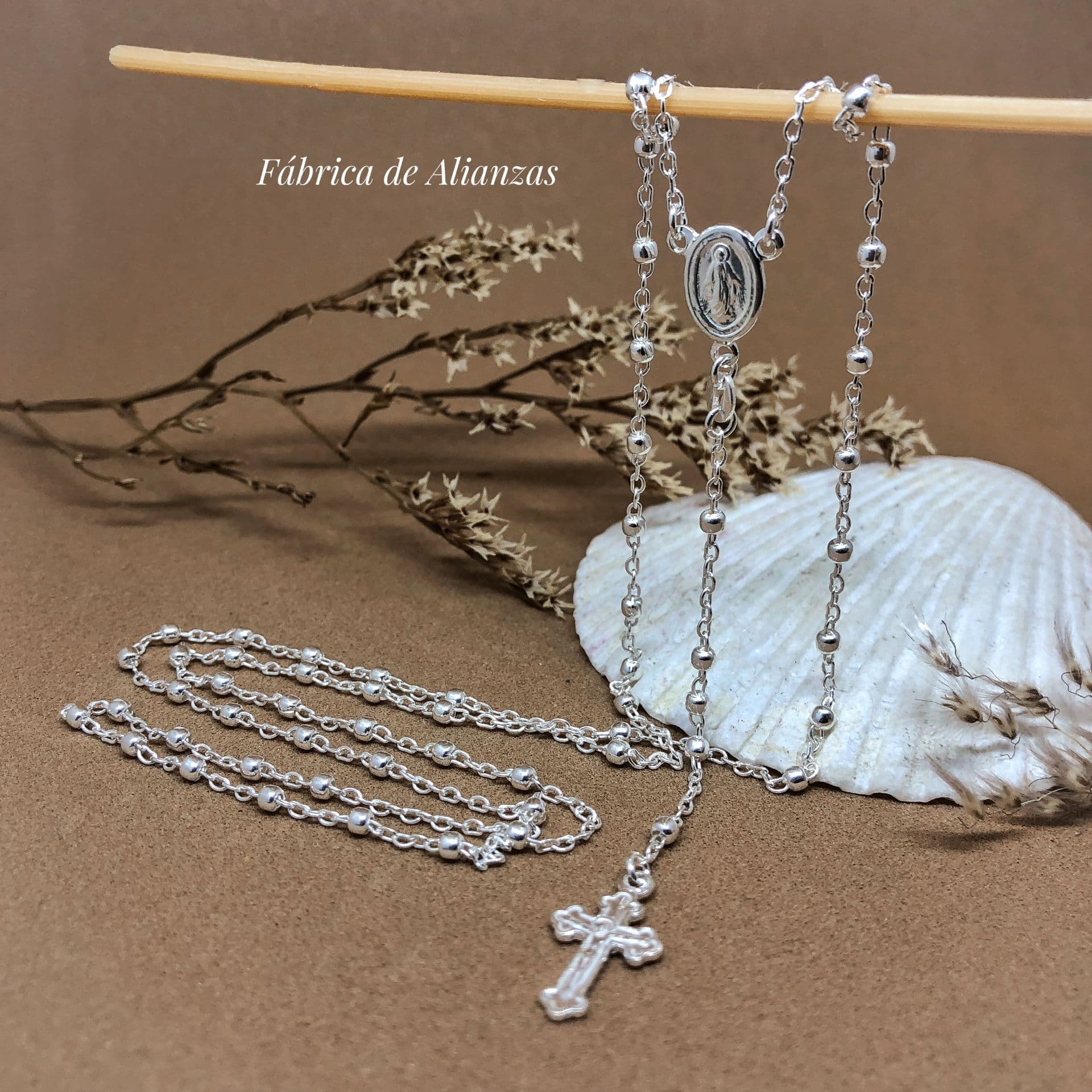 Rosario  Forcet Corto con Cuentas Medianas 15,5 Grs