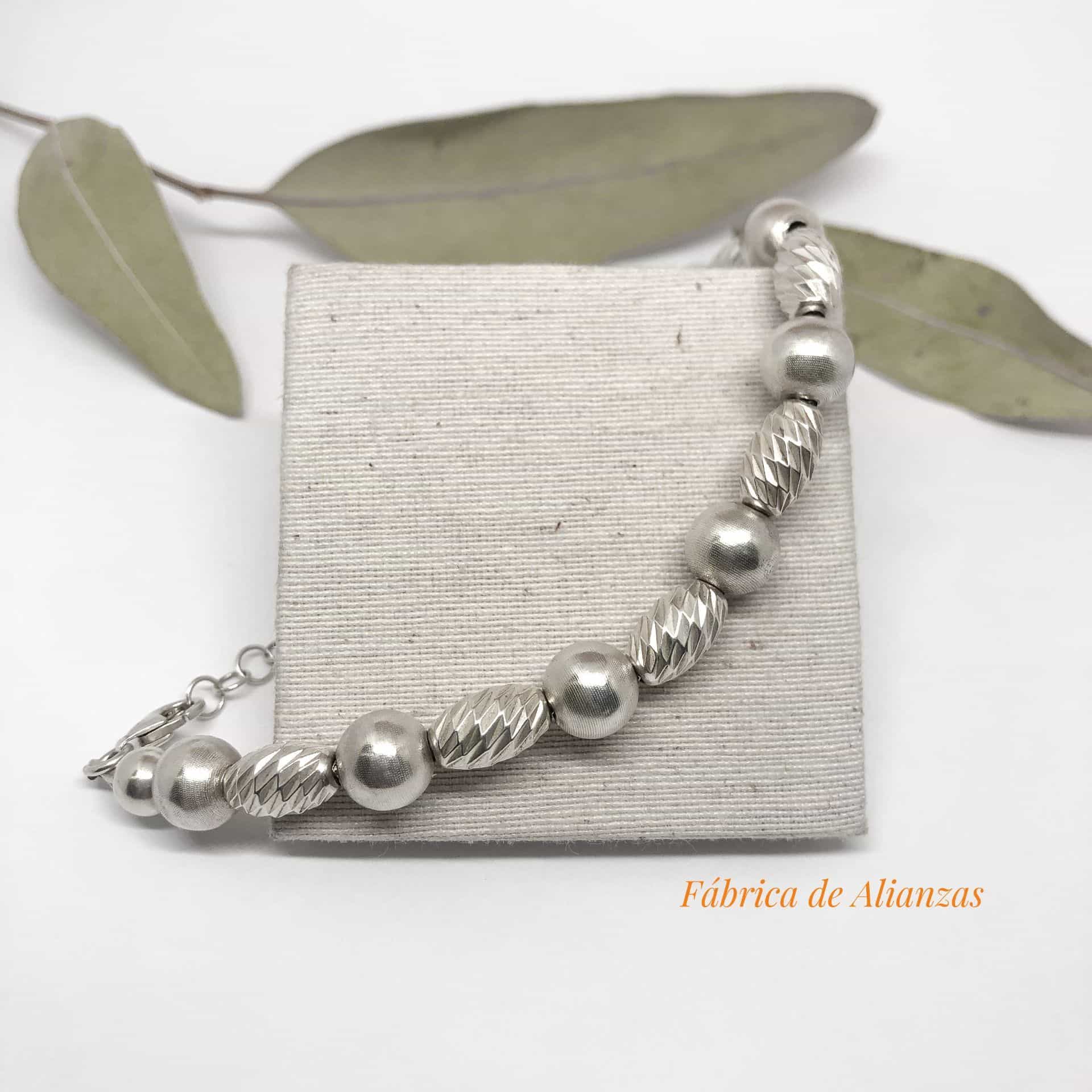 Pulsera Bolitas Grandes