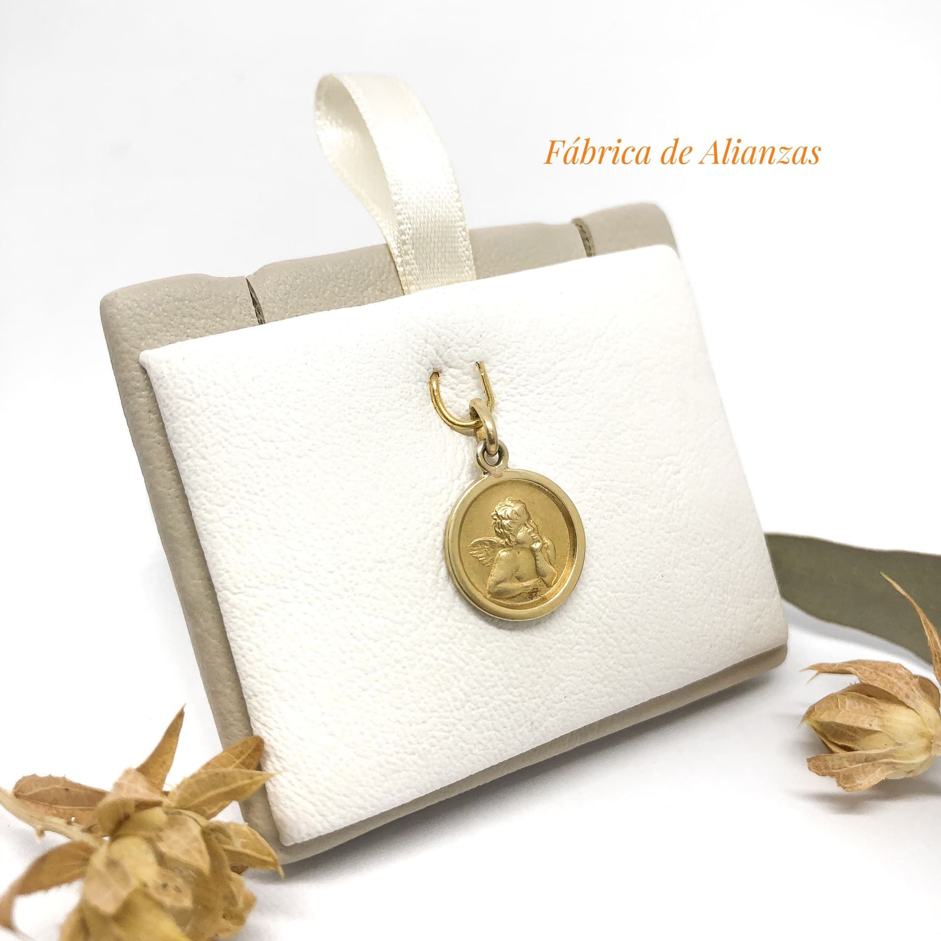 Medalla Angel de La Guarda