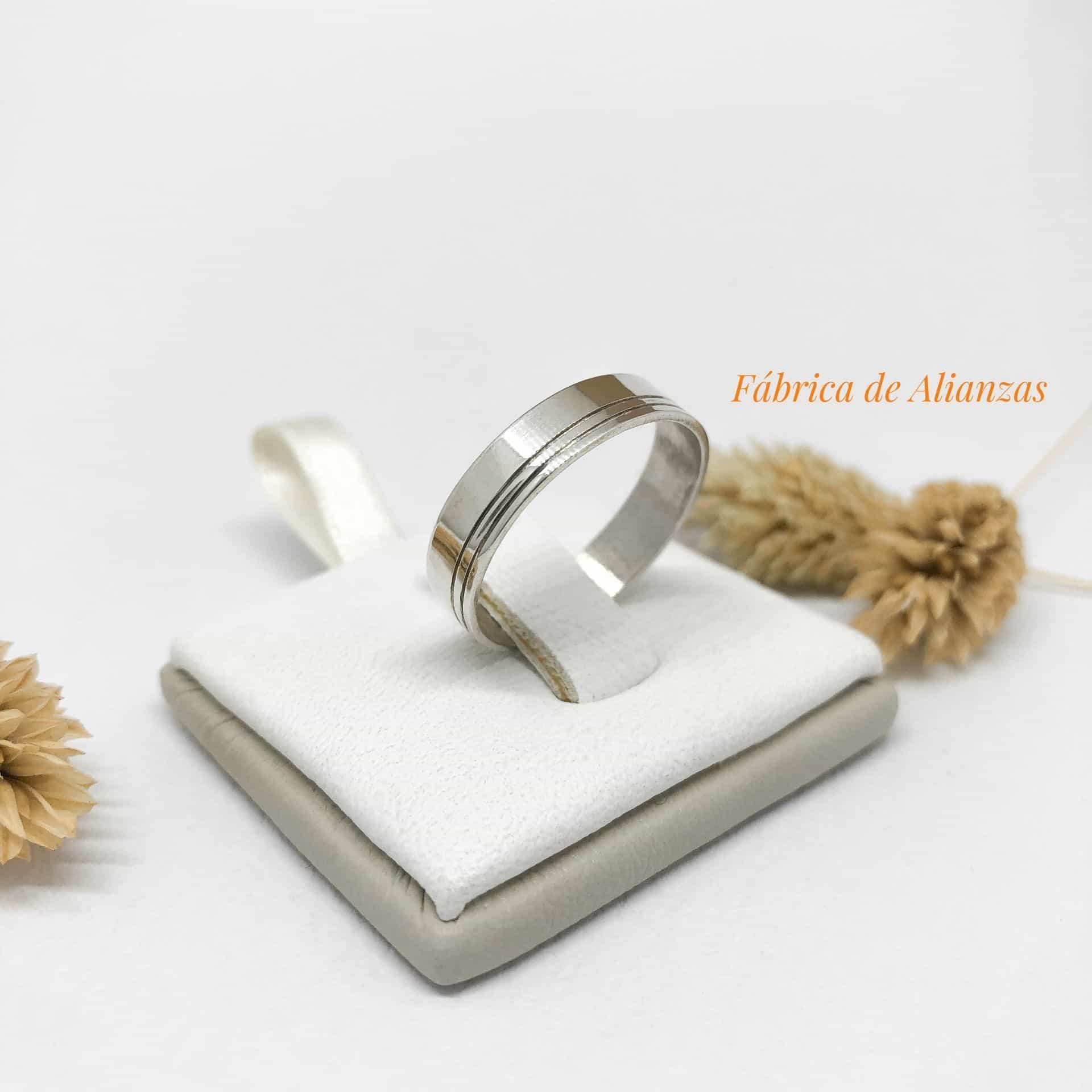 Alianza Cinta Fina con Dos Canaletas en el Extremo