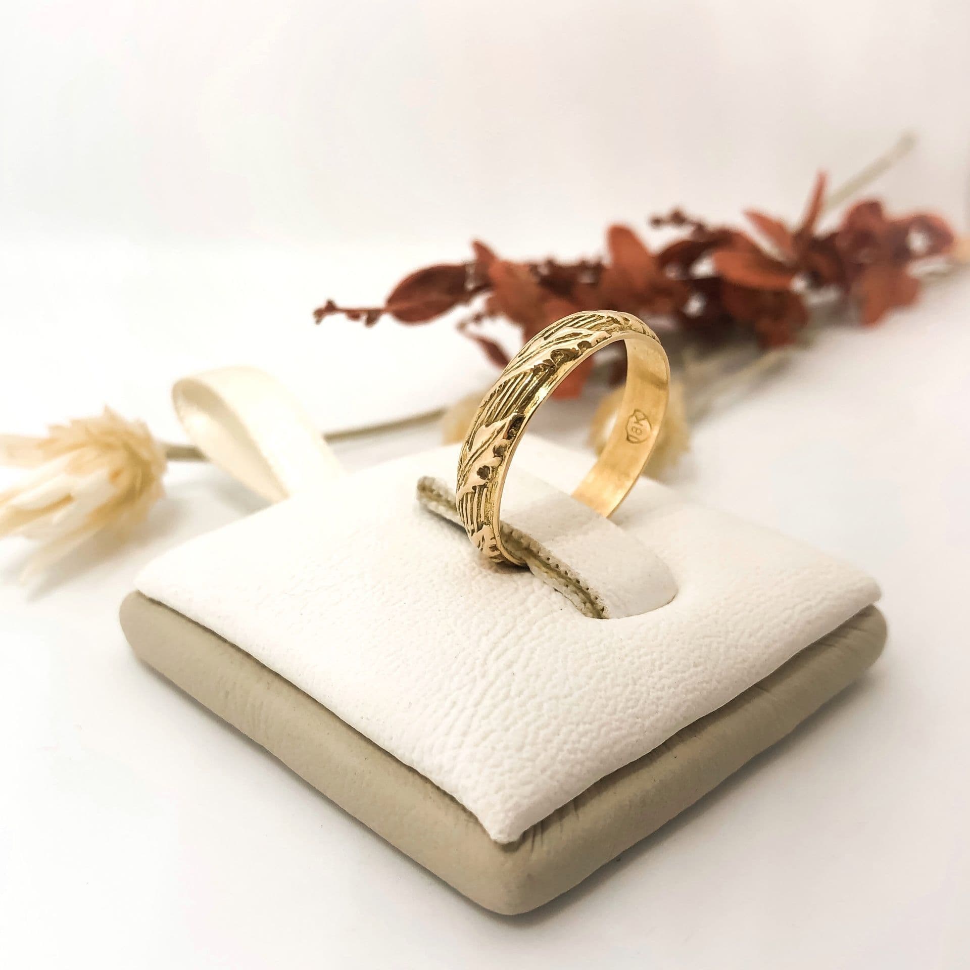 Alianza Hoja Trabajada