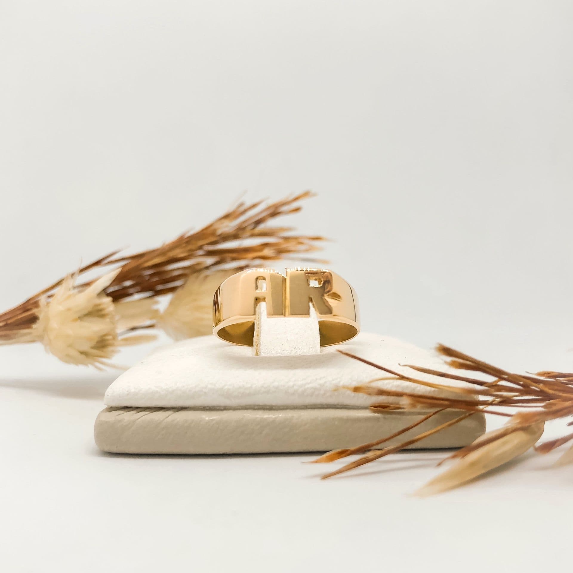 Anillo Doble Letra 3 Grs.