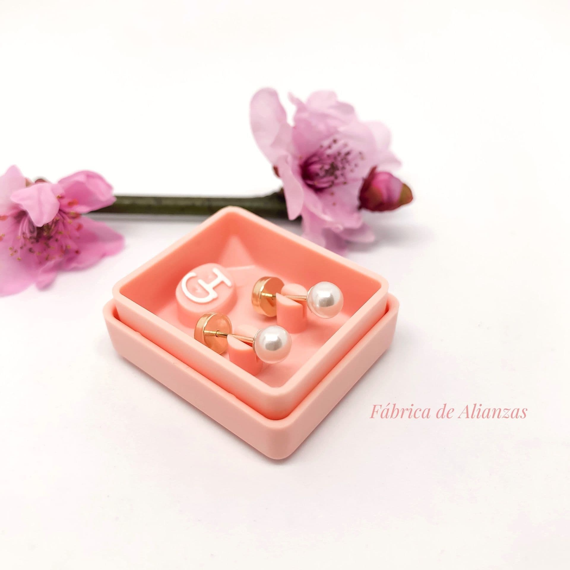 Aro Abridor Perla Chica Símil 4 mm