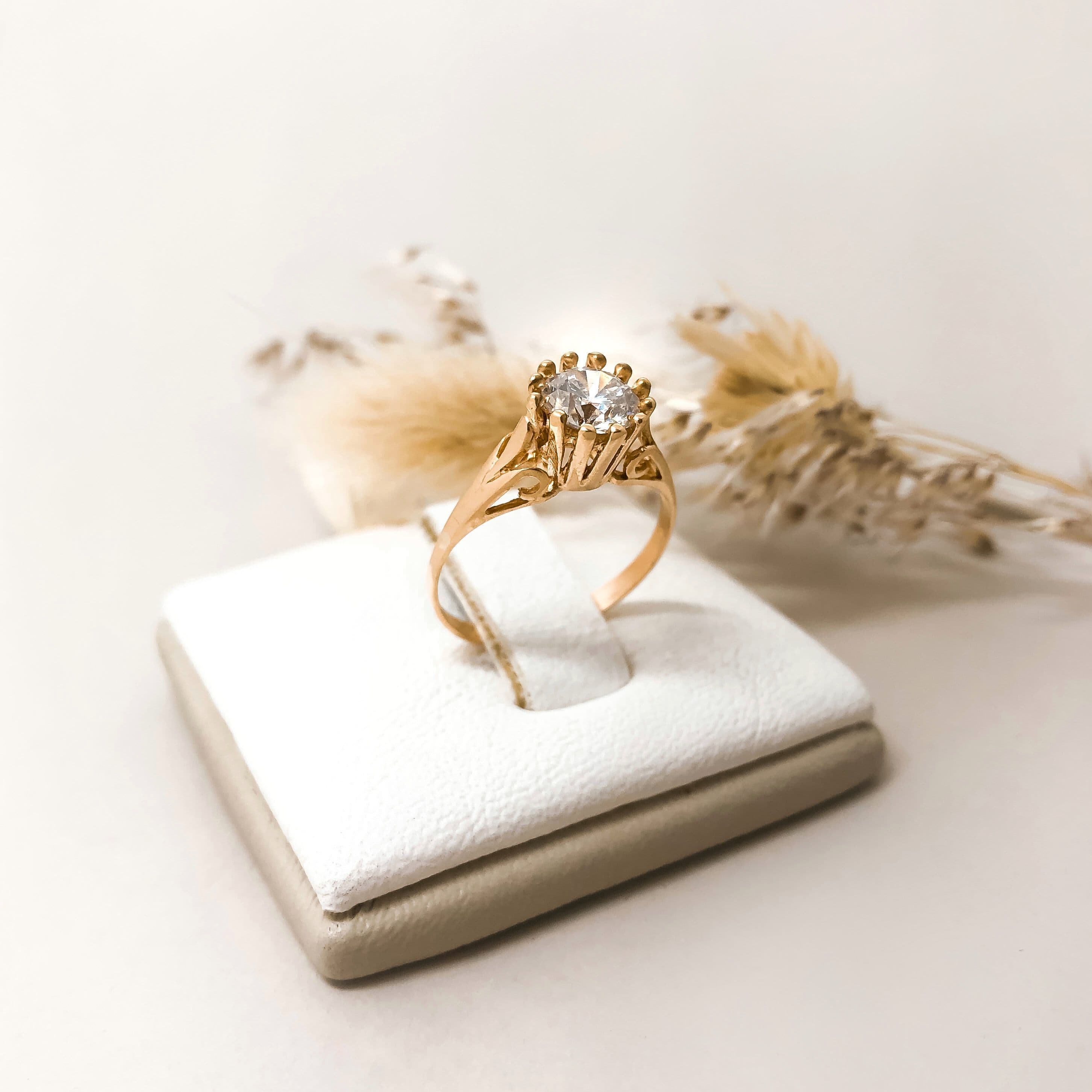 Anillo Solitario Piedra Blanca