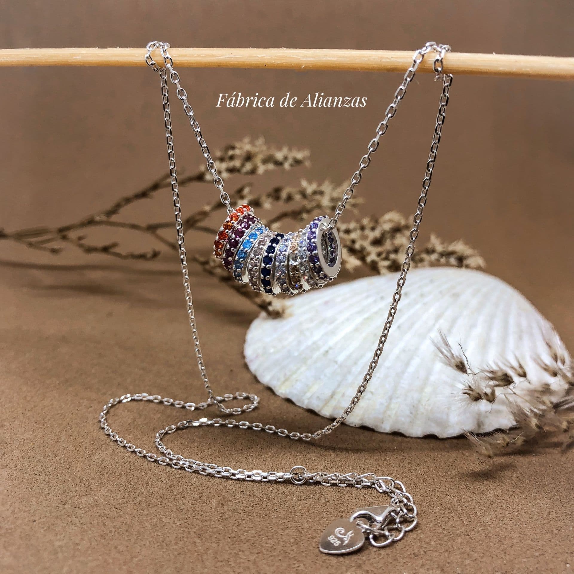 Cadena Forcet Corto con 9 Donas de Colores