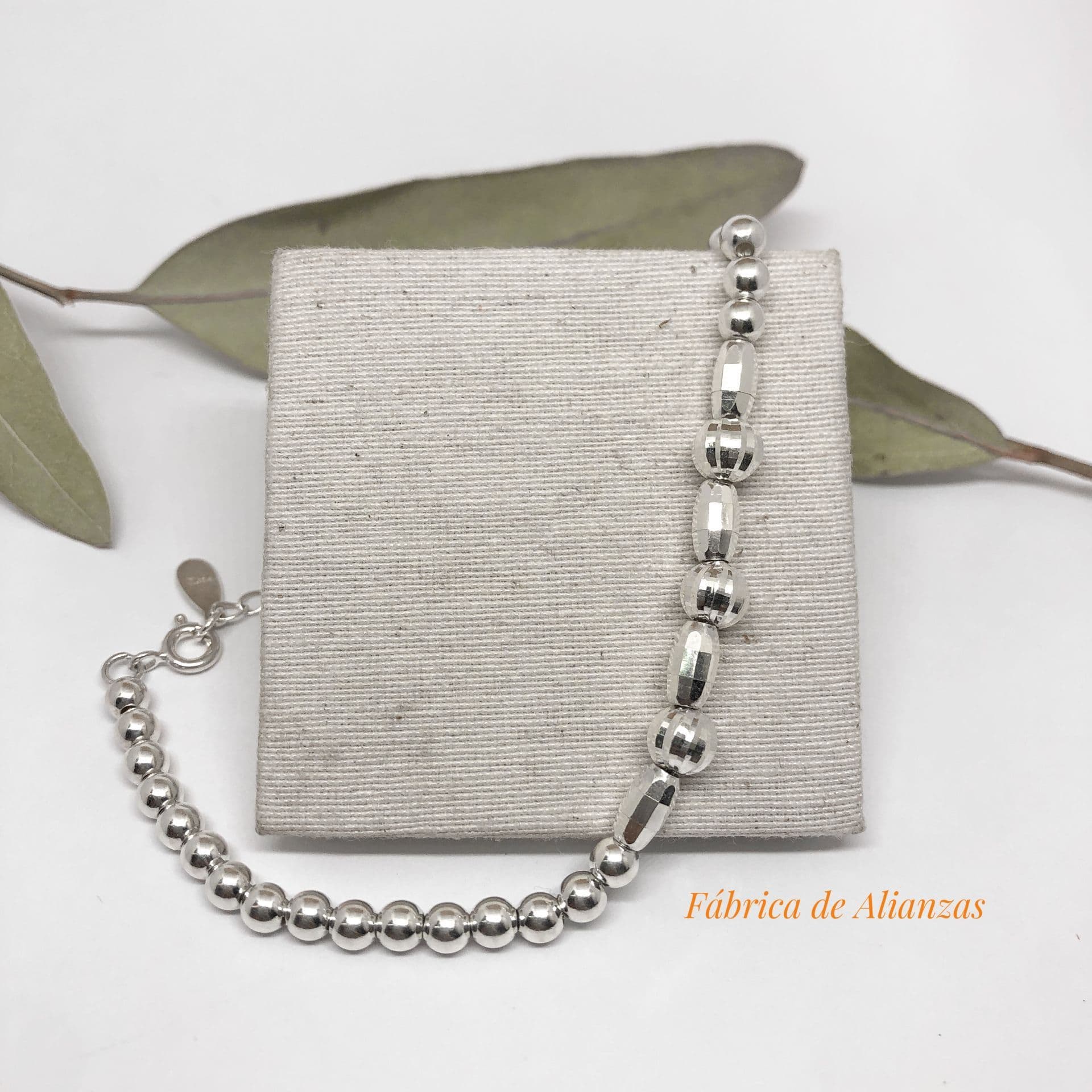 Pulsera  Bolitas Combinadas