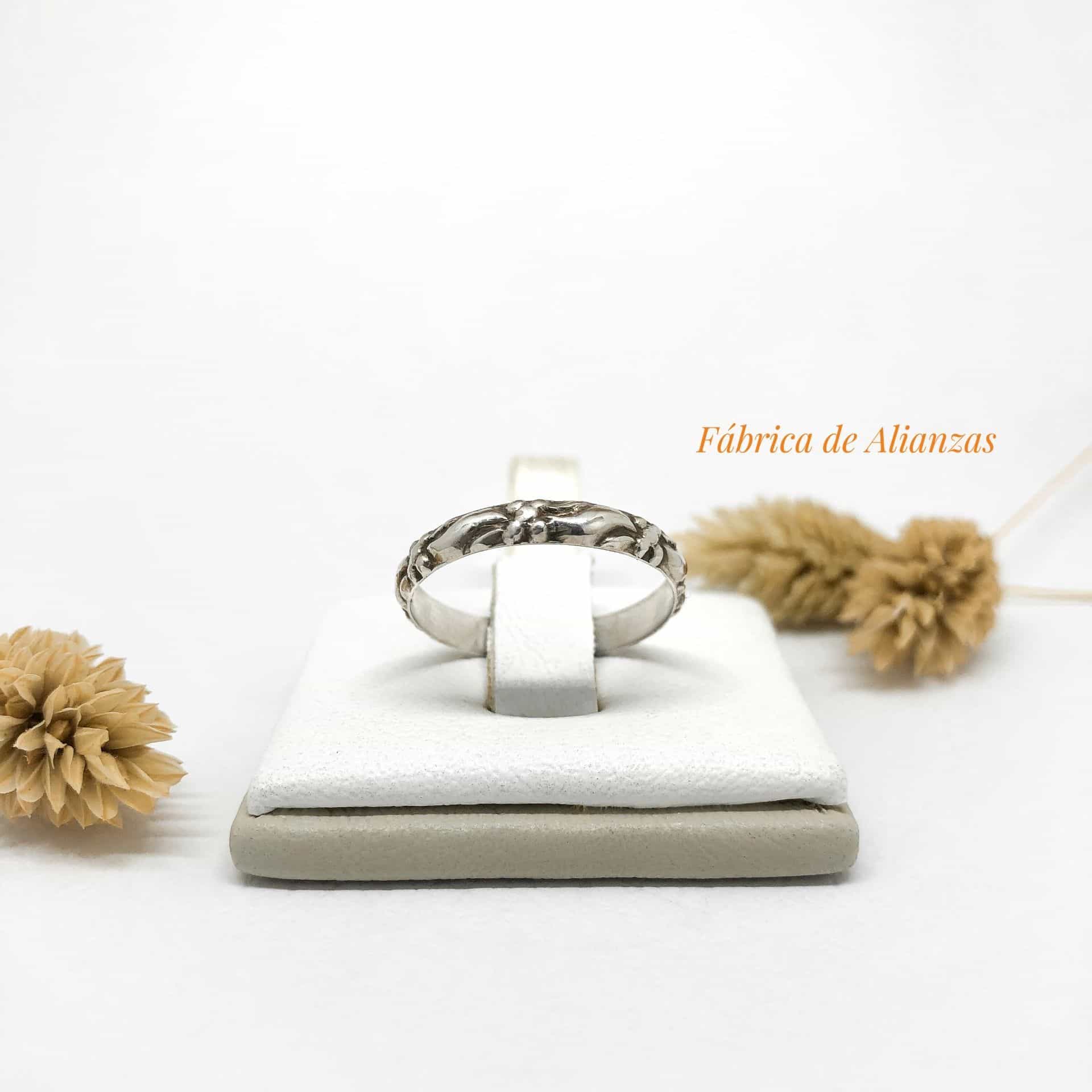 Alianza Flor Labrada Fina