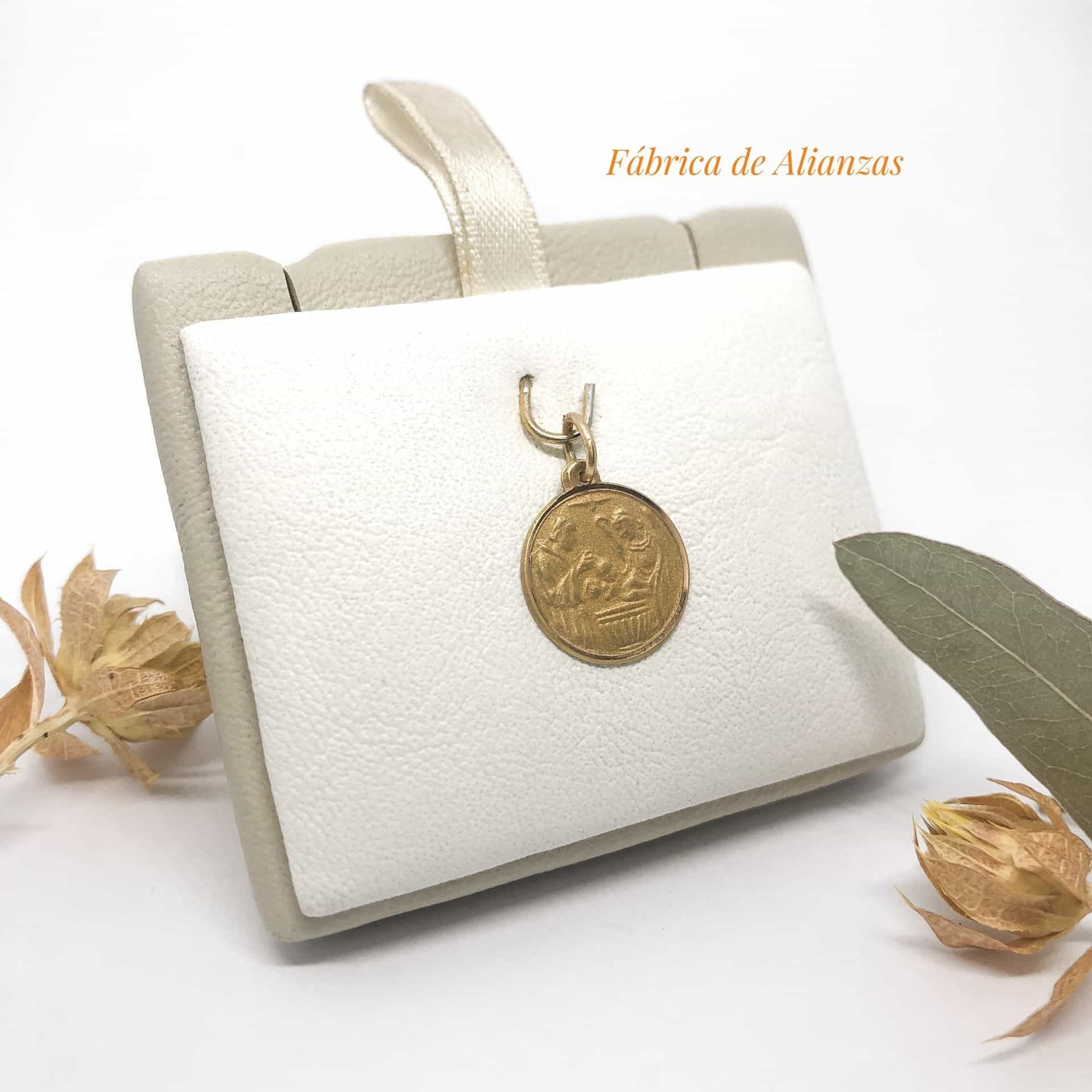 Medalla Pila Bautismal