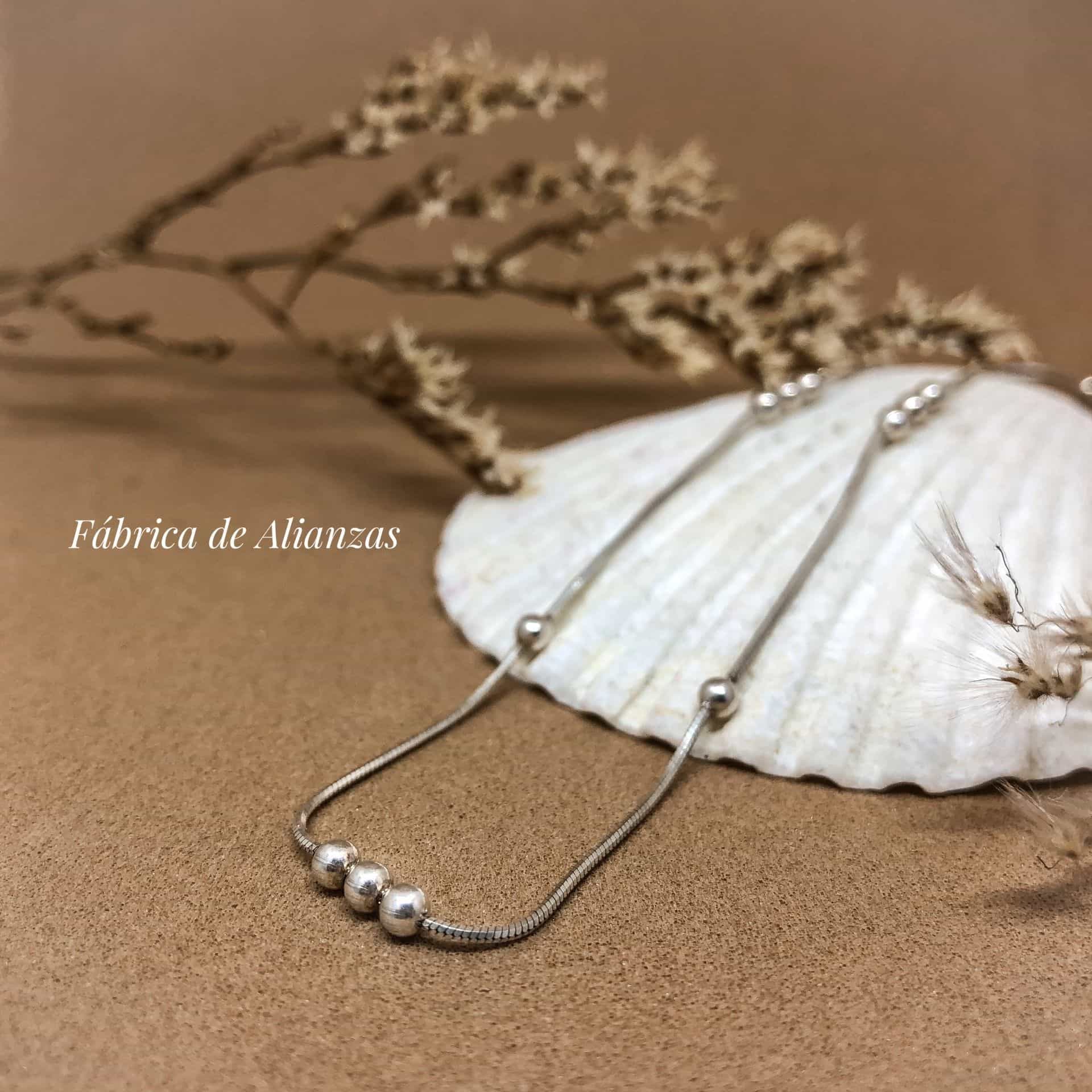 Cadena Colita de Ratón con Bolitas 3 x 1