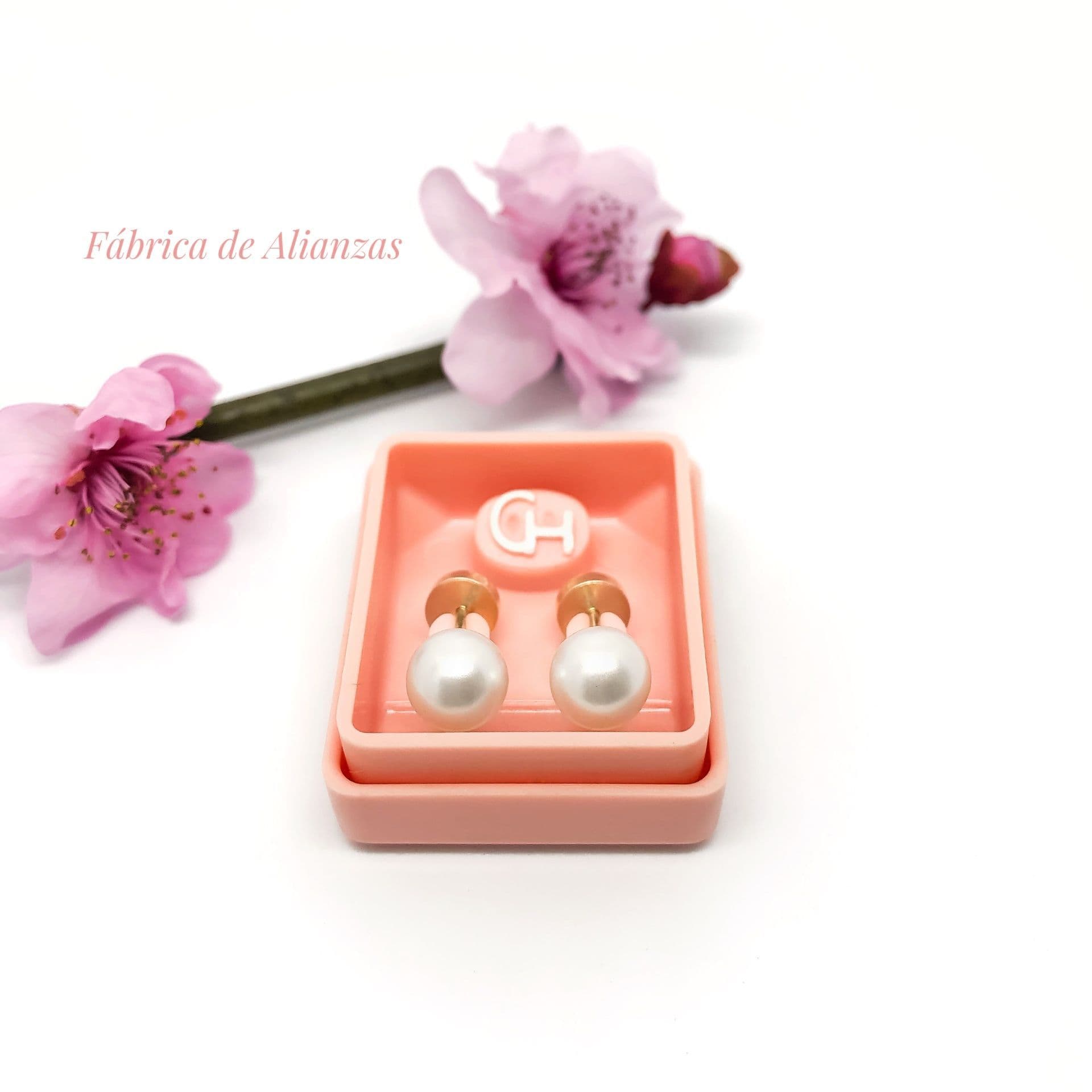 Aro Abridor Perla Mediana Símil 6 mm