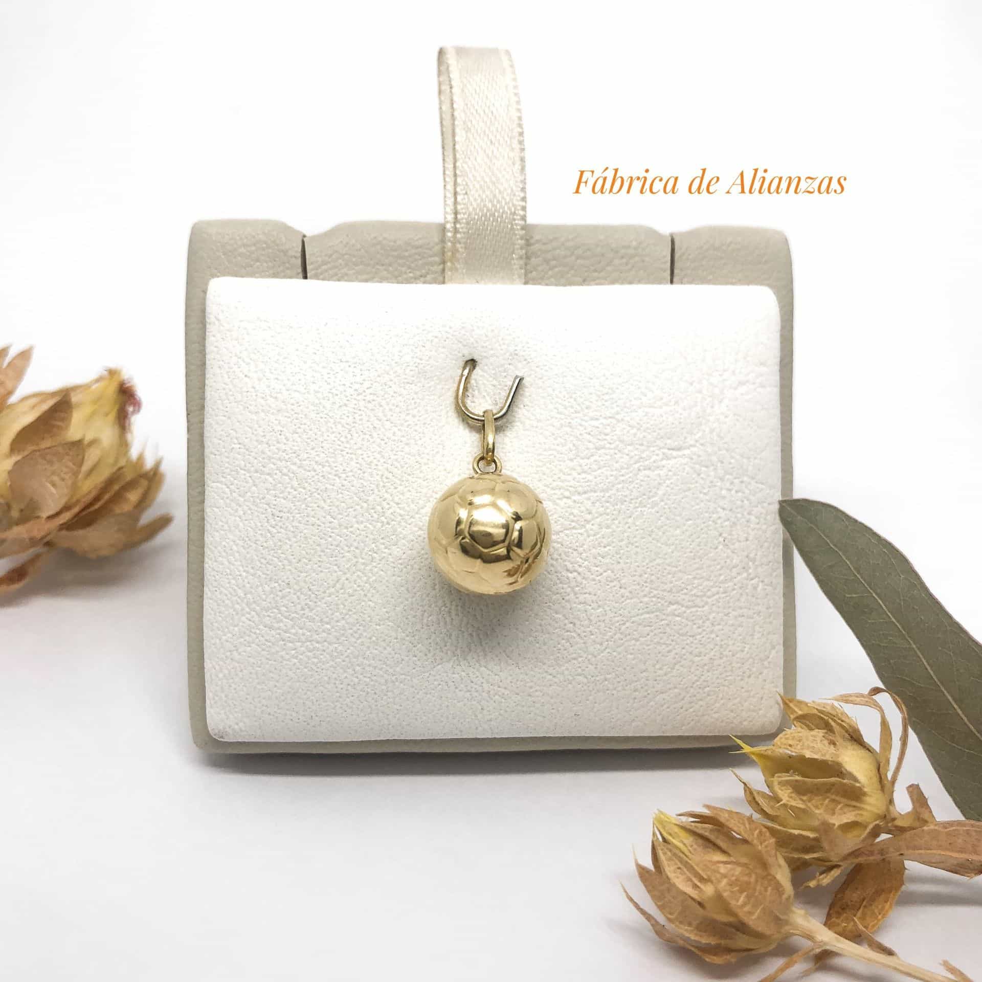 Dije Pelota de Futbol